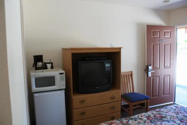 Mother Lode Motel 4